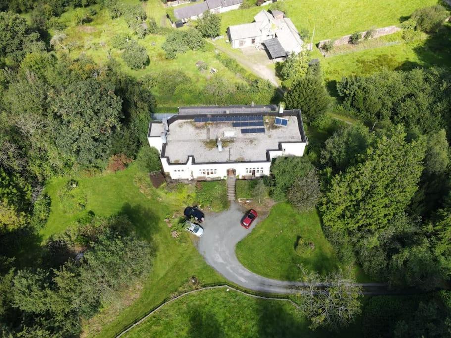 Tranquil Getaway On Edge Of The Brecon Beacons Apartment Llandovery Exterior photo